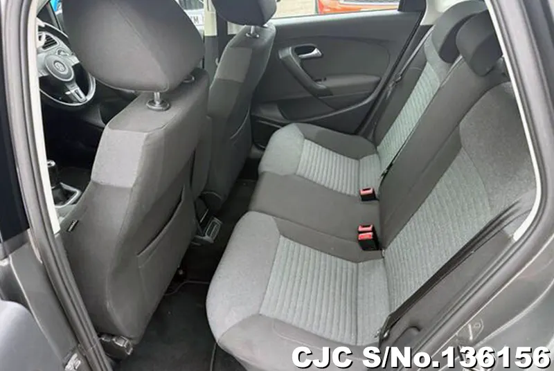 Volkswagen Polo in Gray for Sale Image 11