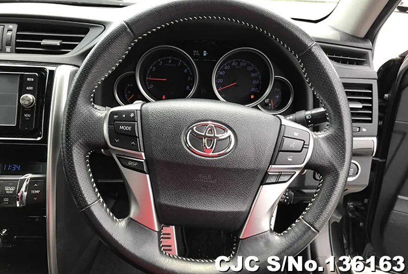 Toyota Mark X in Black for Sale Image 13