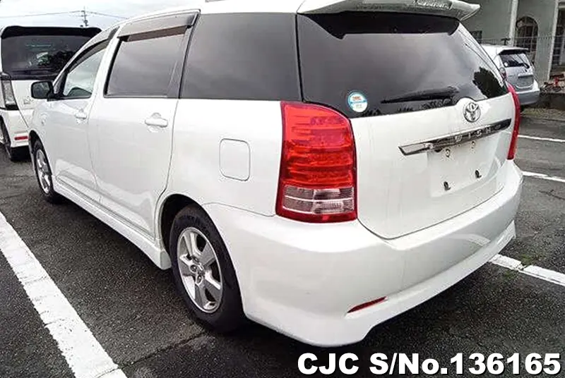 Toyota Wish in Pearl White for Sale Image 1