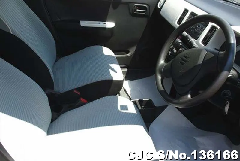 Suzuki Alto in Silver for Sale Image 6