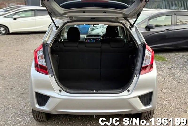 Honda JAZZ in Silver for Sale Image 6