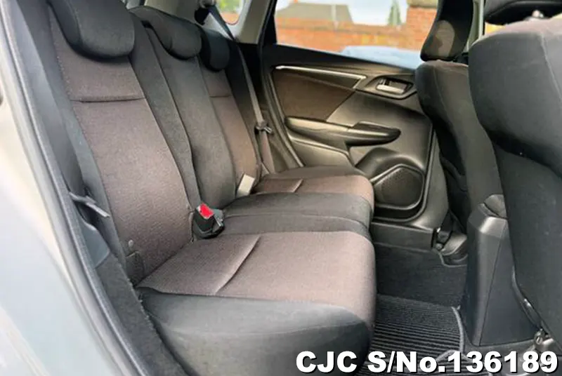 Honda JAZZ in Silver for Sale Image 10