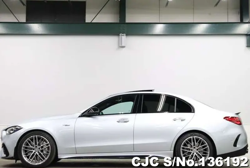 Mercedes Benz C Class in Silver for Sale Image 3