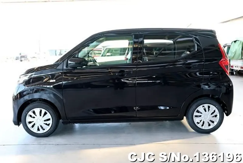 Mitsubishi Ek Wagon in Black for Sale Image 6