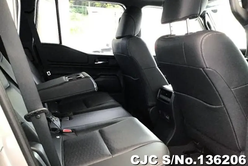 Toyota Land Cruiser 250 in Gray for Sale Image 6