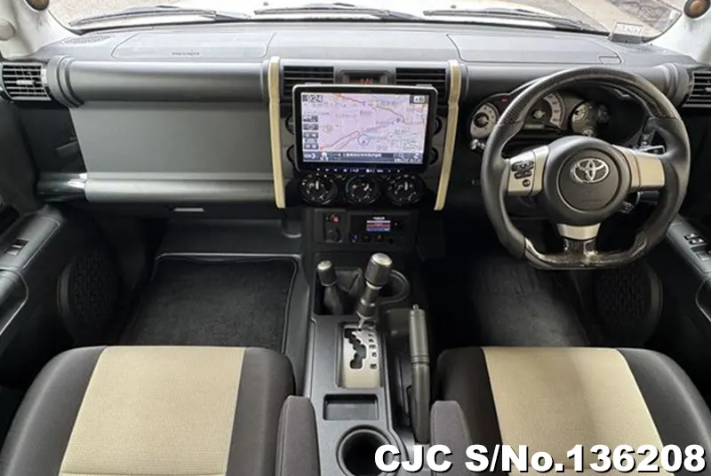 Toyota FJ Cruiser in Brown for Sale Image 9