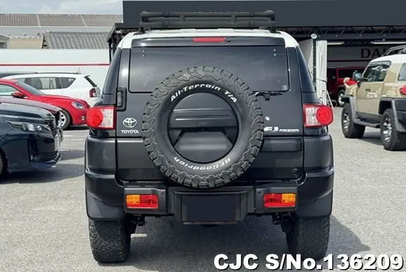 Toyota FJ Cruiser in Black for Sale Image 5
