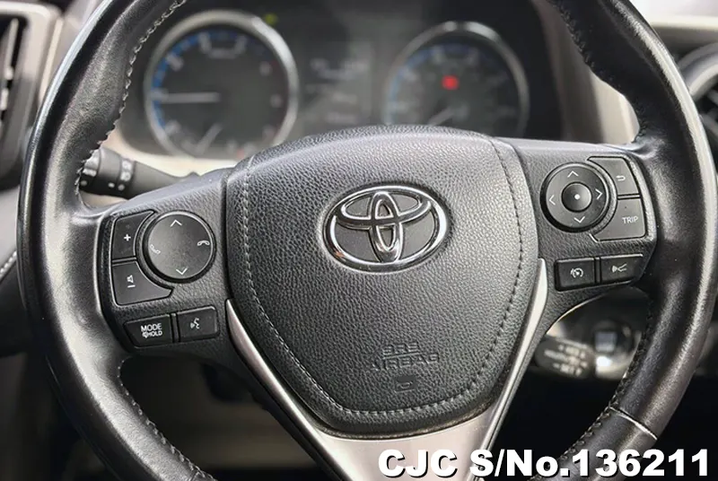 Toyota Rav4 in Black for Sale Image 15