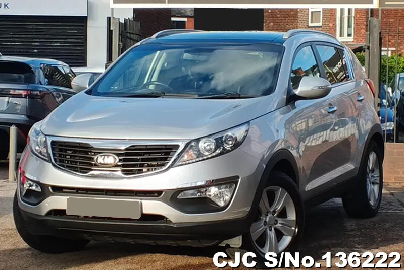 Kia Sportage in Silver for Sale Image 3
