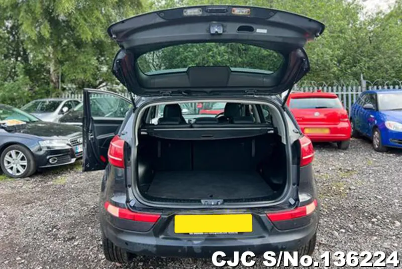 Kia Sportage in Silver for Sale Image 8