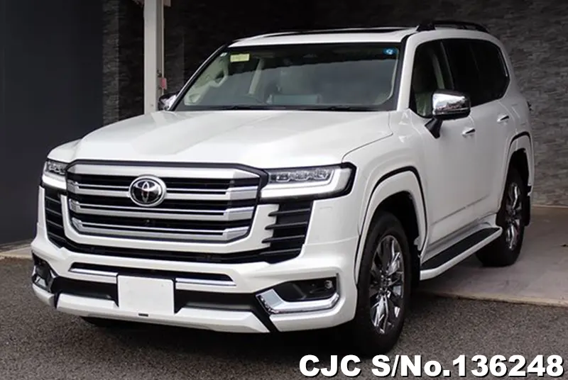 Toyota Land Cruiser in Pearl for Sale Image 3