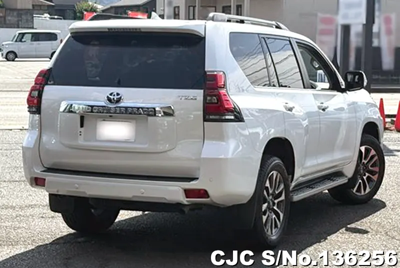 Toyota Land Cruiser Prado in Pearl for Sale Image 1