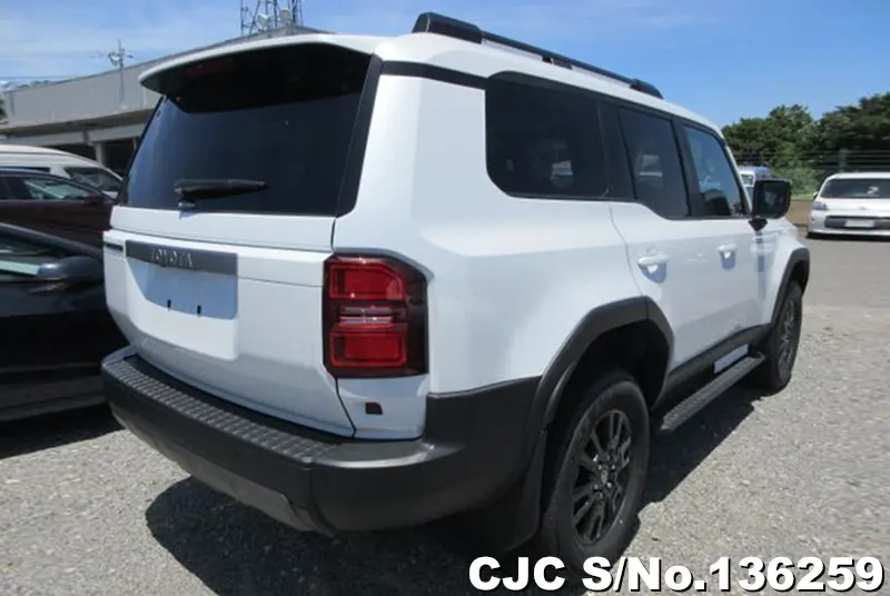 Toyota Land Cruiser 250 in Pearl for Sale Image 1
