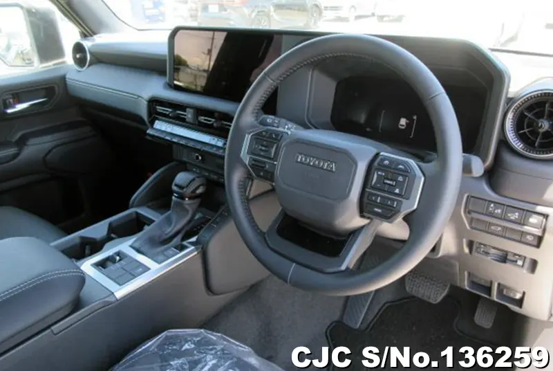 Toyota Land Cruiser 250 in Pearl for Sale Image 2