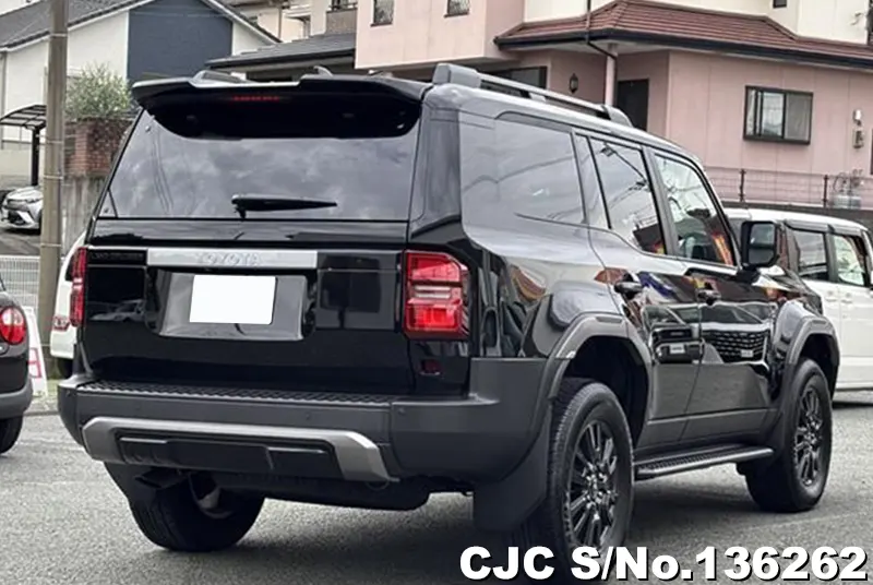 Toyota Land Cruiser 250 in Black for Sale Image 2