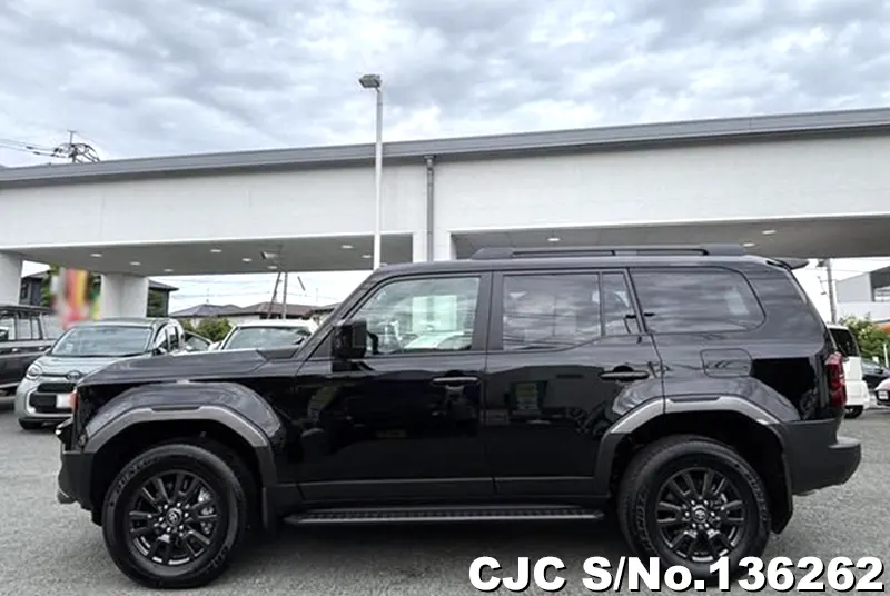 Toyota Land Cruiser 250 in Black for Sale Image 7