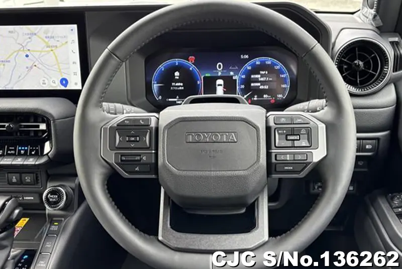 Toyota Land Cruiser 250 in Black for Sale Image 13