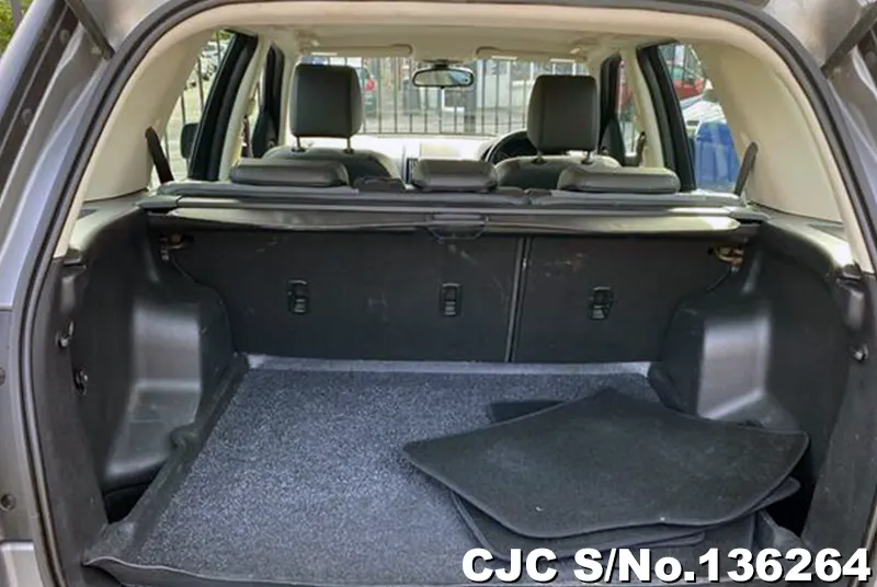 Land Rover Freelander in Gray for Sale Image 6
