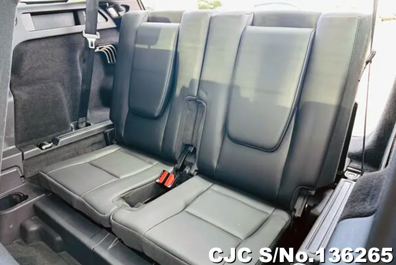 Land Rover Discovery in Brown for Sale Image 10