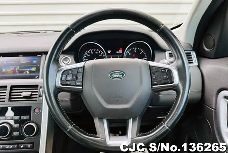 Land Rover Discovery in Brown for Sale Image 11