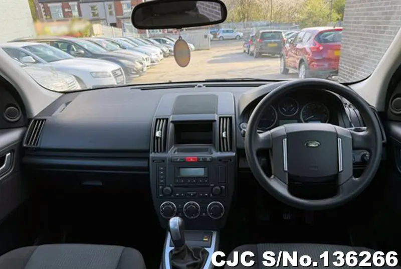 Land Rover Freelander in Silver for Sale Image 6
