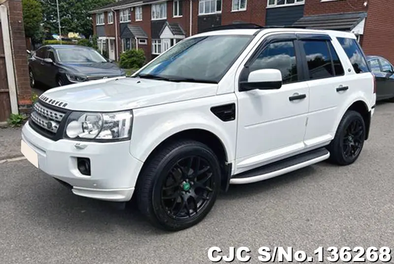 Land Rover Freelander in White for Sale Image 3