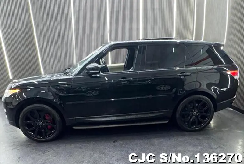 Land Rover Range Rover in Black for Sale Image 6