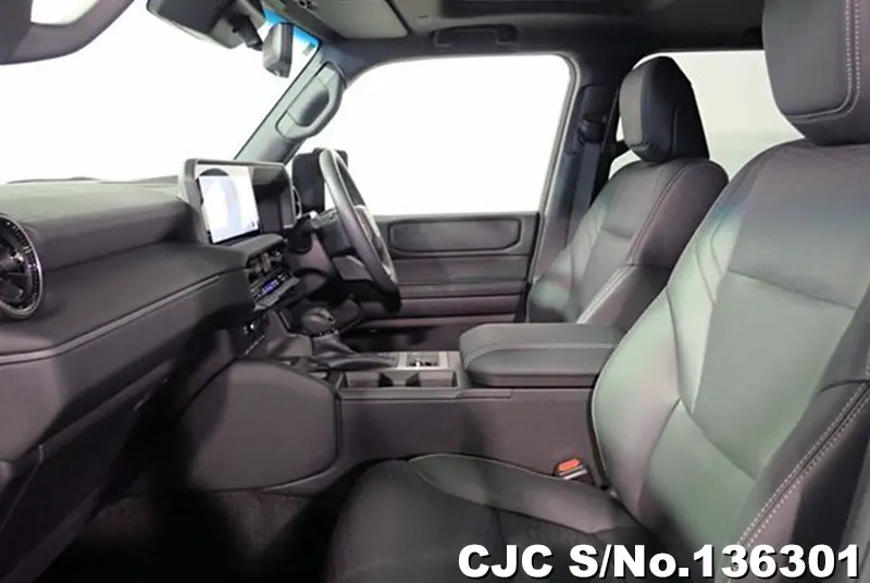Toyota Land Cruiser 250 in Pearl for Sale Image 10