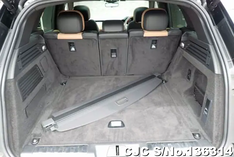 Land Rover Range Rover in Gray for Sale Image 8