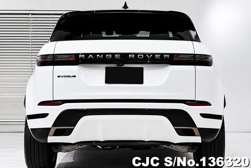 Land Rover Range Rover in White for Sale Image 5