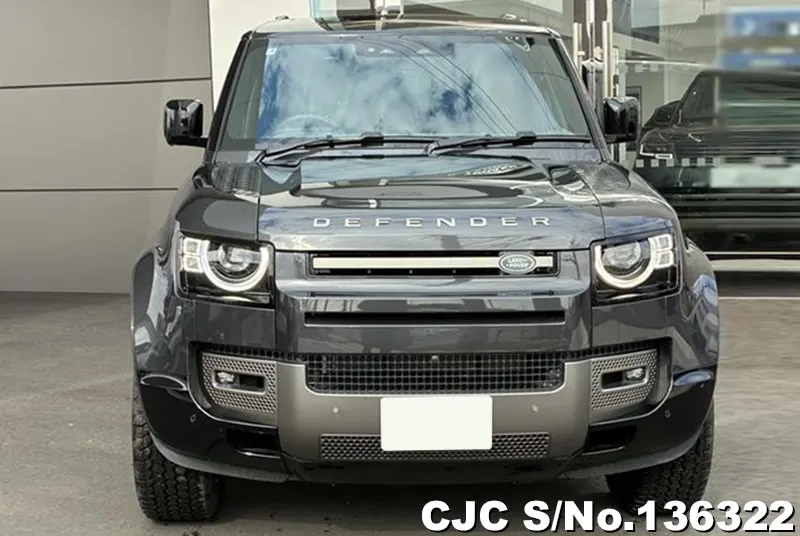 Land Rover Defender in Gray for Sale Image 3