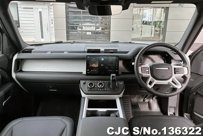 Land Rover Defender in Gray for Sale Image 8