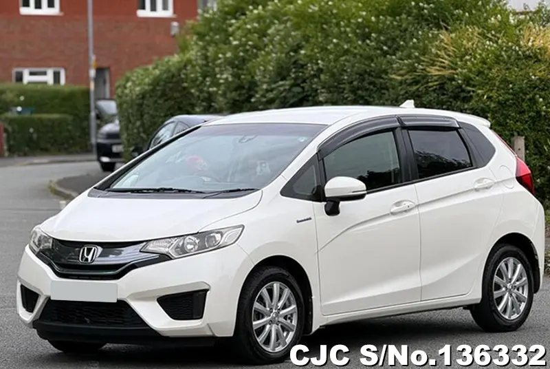 Honda JAZZ in White for Sale Image 2