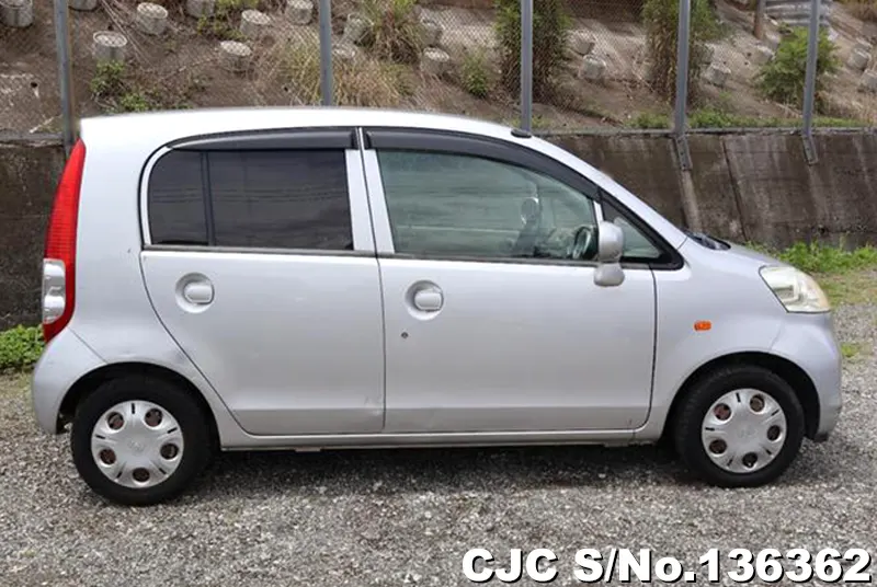 Honda Life in Silver for Sale Image 6