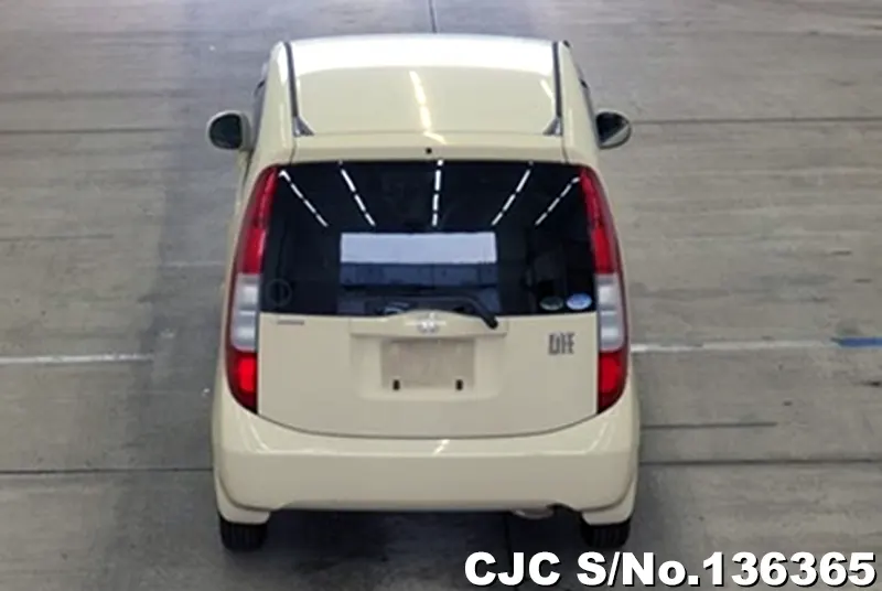 Honda Life in Cream for Sale Image 2