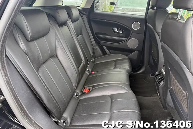 Land Rover Range Rover in Black for Sale Image 13