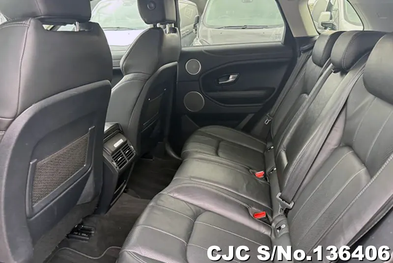 Land Rover Range Rover in Black for Sale Image 14