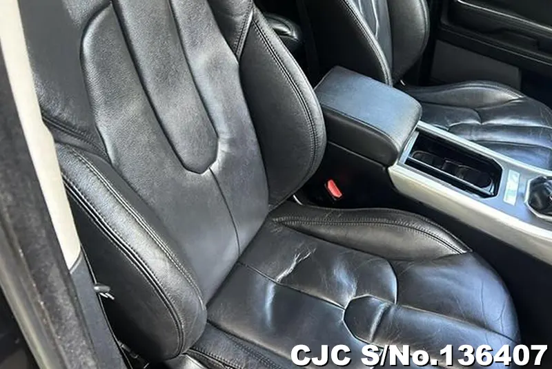 Land Rover Range Rover in Black for Sale Image 7