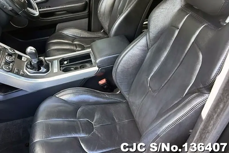 Land Rover Range Rover in Black for Sale Image 8
