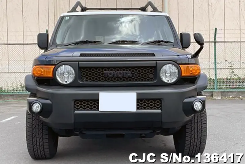 Toyota FJ Cruiser in Black for Sale Image 2