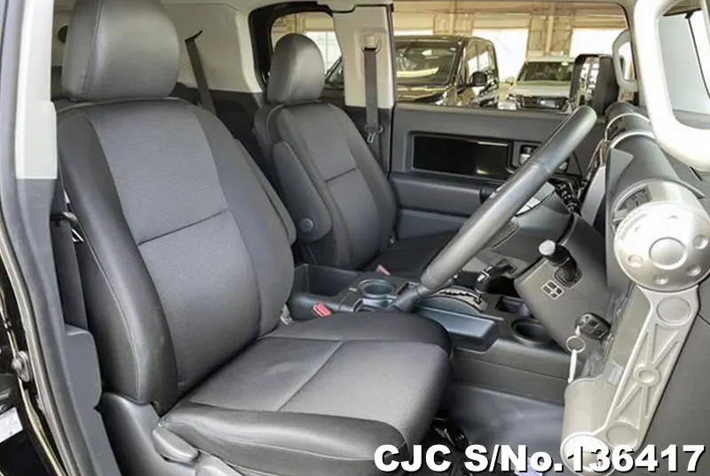 Toyota FJ Cruiser in Black for Sale Image 6