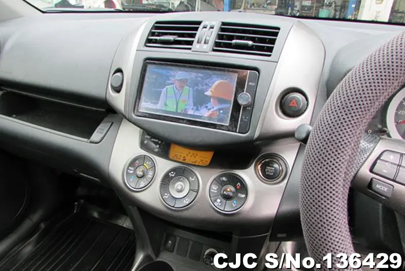 Toyota Rav4 in Black for Sale Image 13