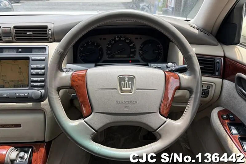 Toyota Crown in Silver for Sale Image 13