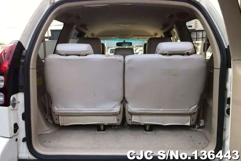 Toyota Land Cruiser Prado in Pearl for Sale Image 8