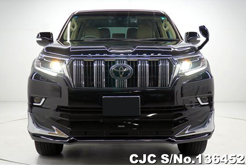 Toyota Land Cruiser Prado in Black for Sale Image 4