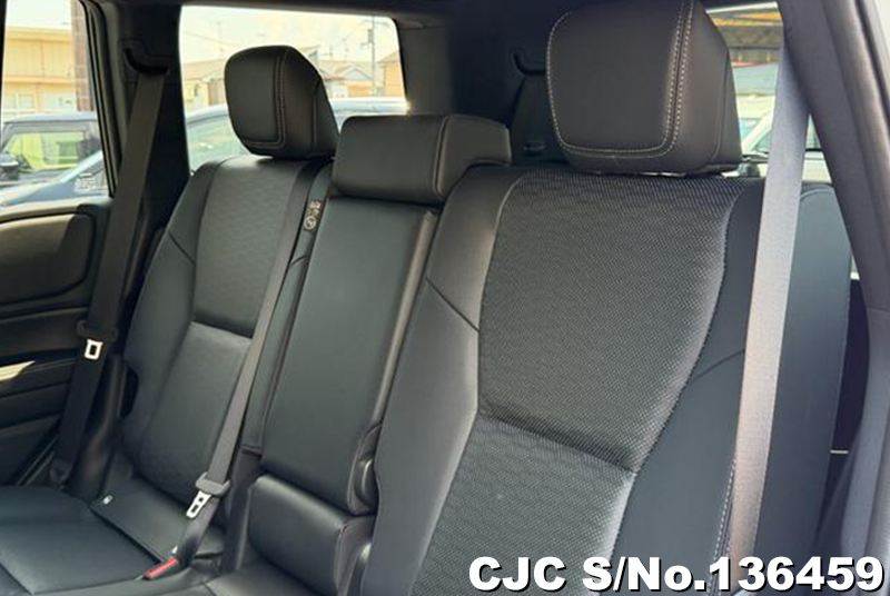 Toyota Land Cruiser 250 in Pearl for Sale Image 14