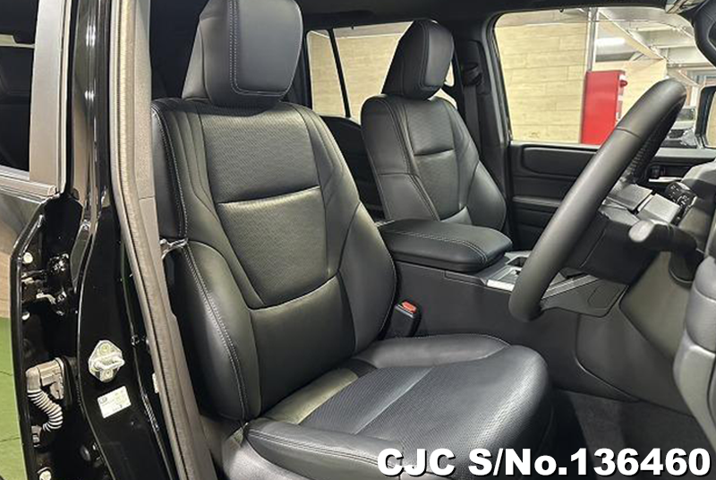 Toyota Land Cruiser 250 in Black for Sale Image 12