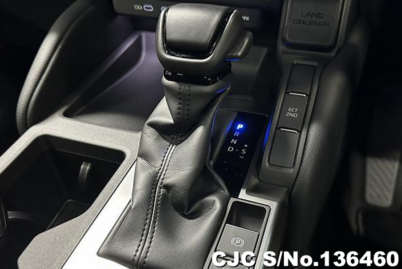 Toyota Land Cruiser 250 in Black for Sale Image 20