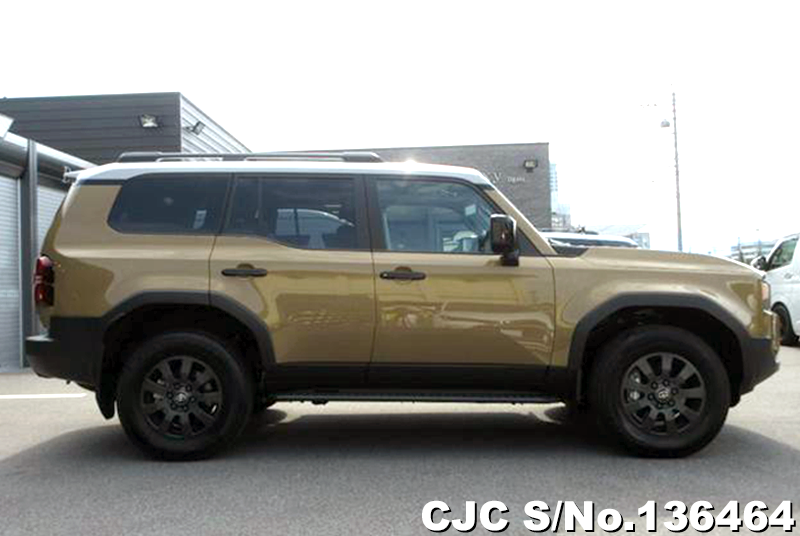 Toyota Land Cruiser 250 in Sand for Sale Image 6