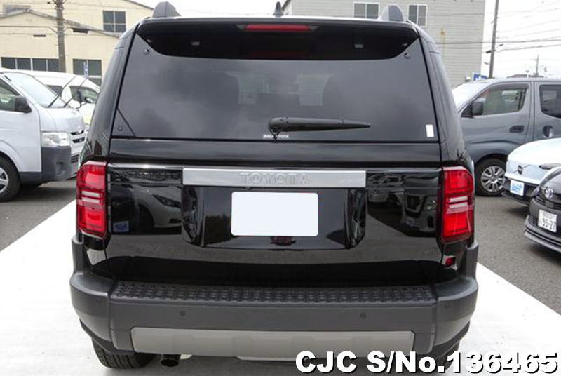 Toyota Land Cruiser 250 in Black for Sale Image 5